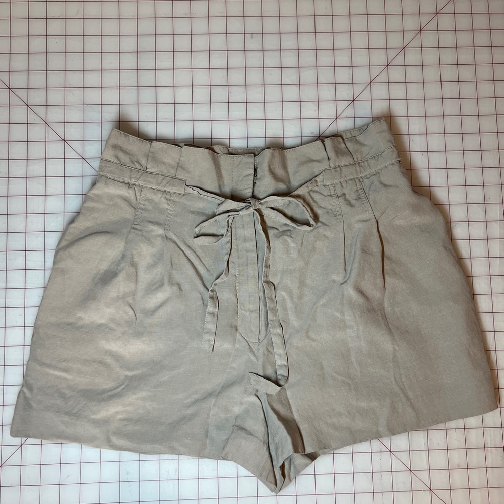 Club Monaco High Waist Cream Shorts